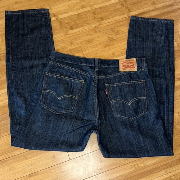 NWOT Levi’s 505 dark wash jeans. Size 36x34. - Picture 5 of 8